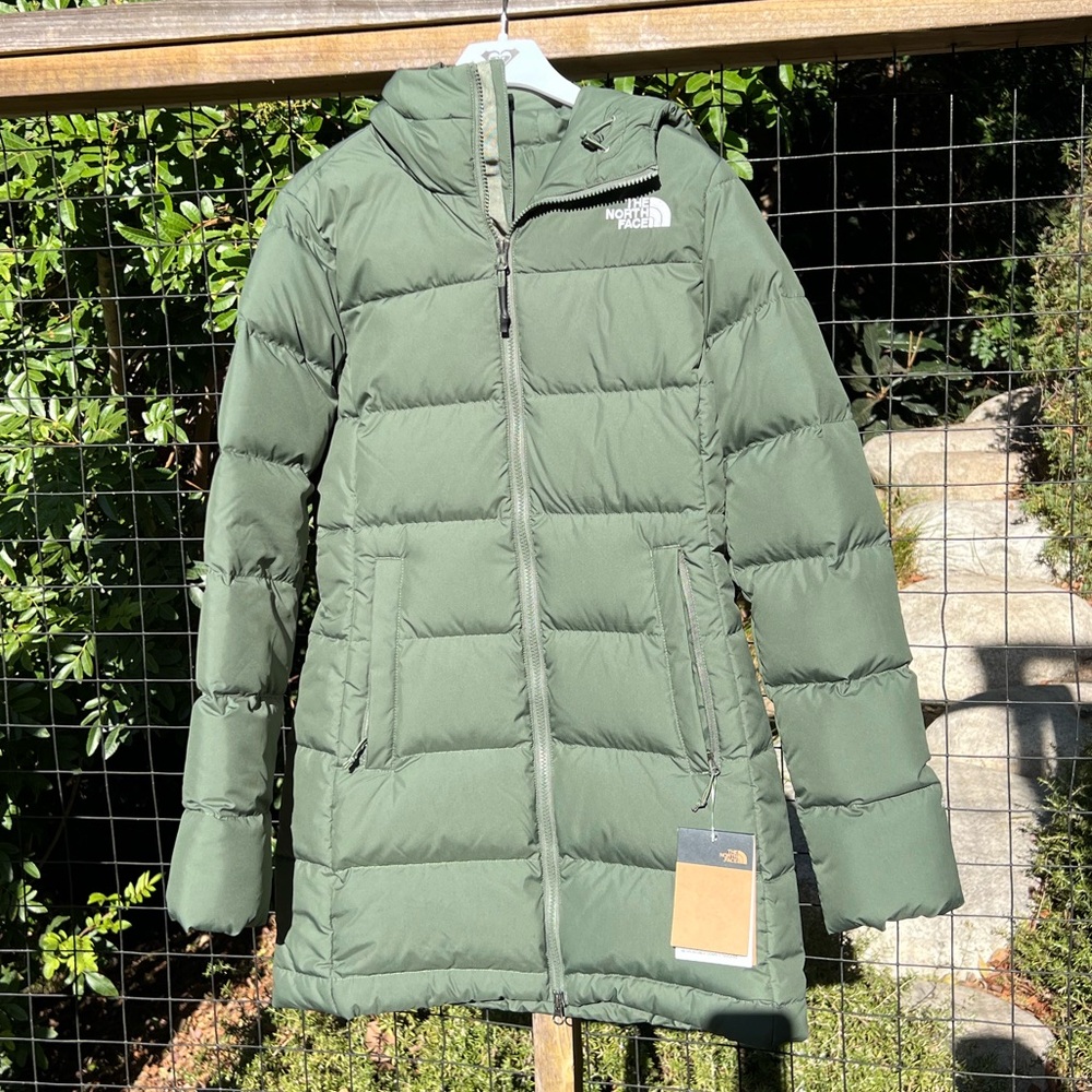 NWT The North Face Gotham Parka Size Small